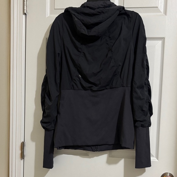 Lululemon reversible Women's grayJacket size 12 - Picture 4 of 7